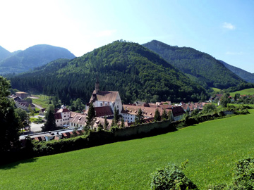 Scenic Austria, town and mountains